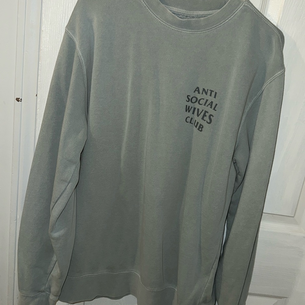 Hubs & Hers Small Oversized Sweatshirt. Anti Social Wives Club